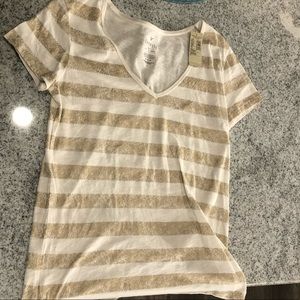 American Eagle favorite tee